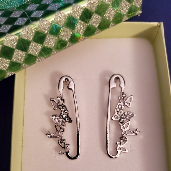 Safety Pin Butterfly Earrings - Picture 1 of 1